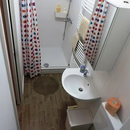 Apartment Lucia Sveti Kriz Zacretje Exterior photo